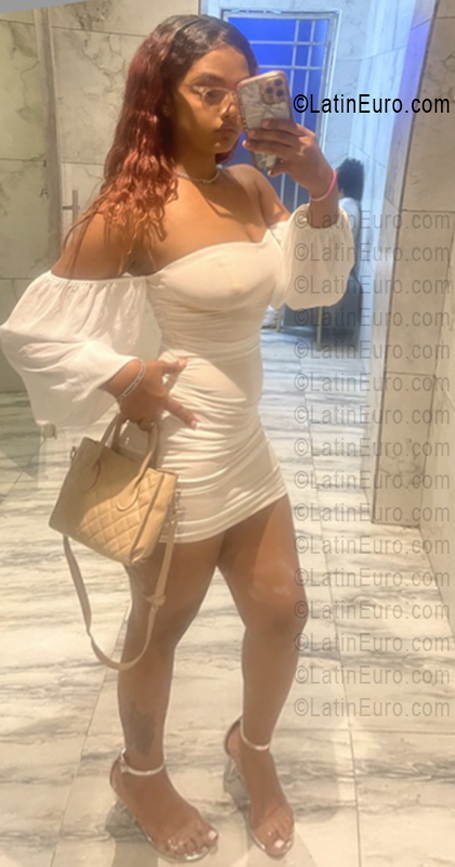 Date this sensual Dominican Republic girl Kelly from Santo Domingo DO56525