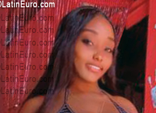 Date this athletic Dominican Republic girl Yessi from Santiago DO56559