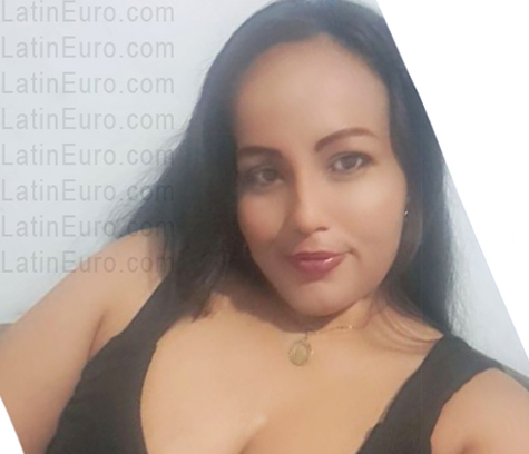 Date this lovely Colombia girl Sandra from Cali CO33781