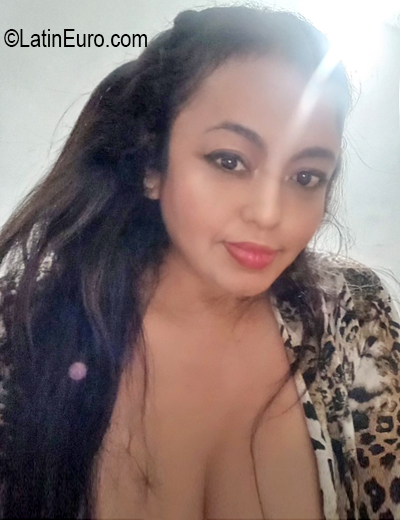 Date this pretty Colombia girl PAOLA from Cúcuta CO33795