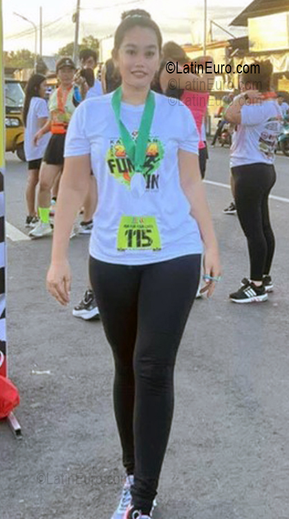 Date this delightful Philippines girl Jeanivie from Ozamis City PH1097