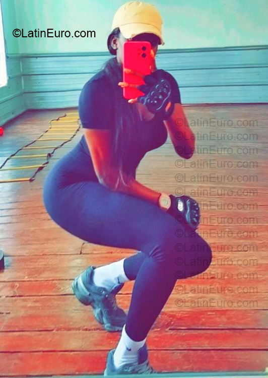 Date this pretty Dominican Republic girl Liss from La Romana DO57081