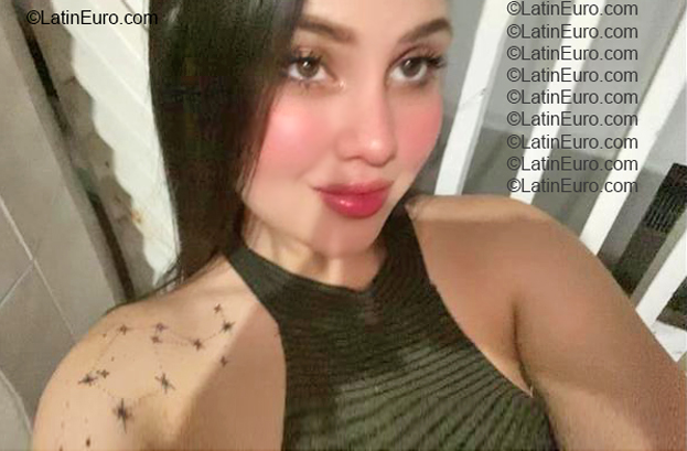 Date this georgeous Colombia girl Angeles from Guajira CO33877
