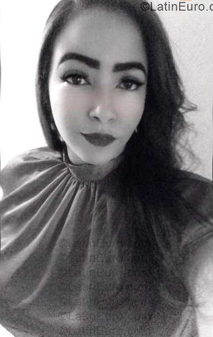 Date this young Dominican Republic girl Vic from Santo Domingo DO57225