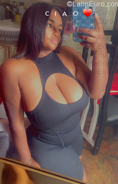 Date this georgeous Dominican Republic girl Rosangel from Santo Domingo DO57232