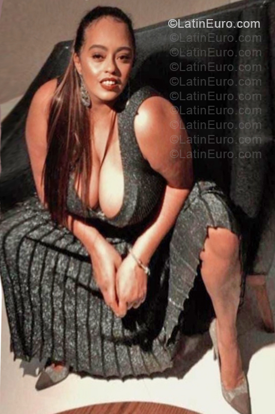 Date this happy Brazil girl Andreza from Sao Paulo BR12466