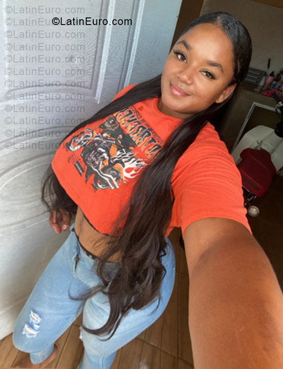 Date this young Dominican Republic girl Alondra from Santo Domingo DO57320